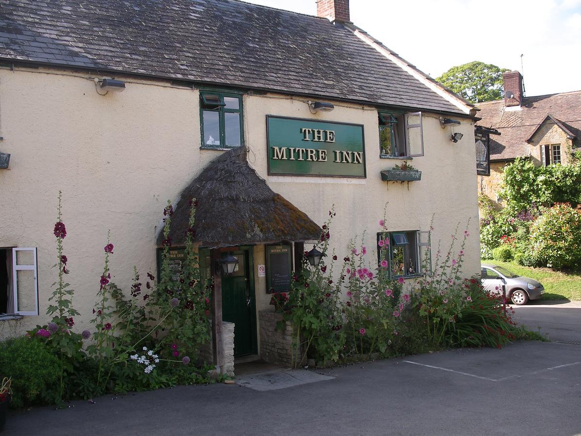 The Mitre Inn Шернборн Экстерьер фото